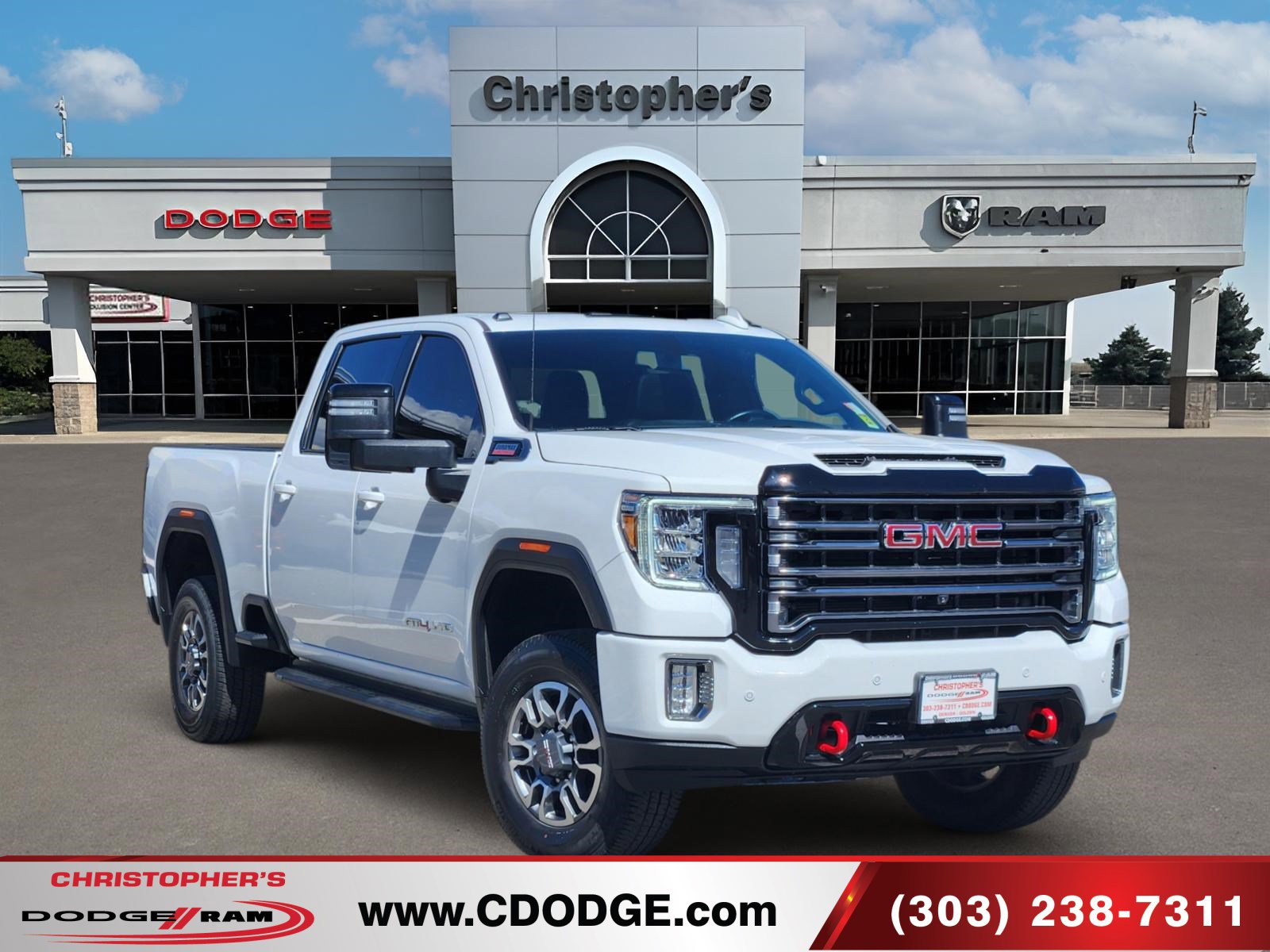 2023 GMC Sierra AT4 4WD Crew Cab Standard Box's photo