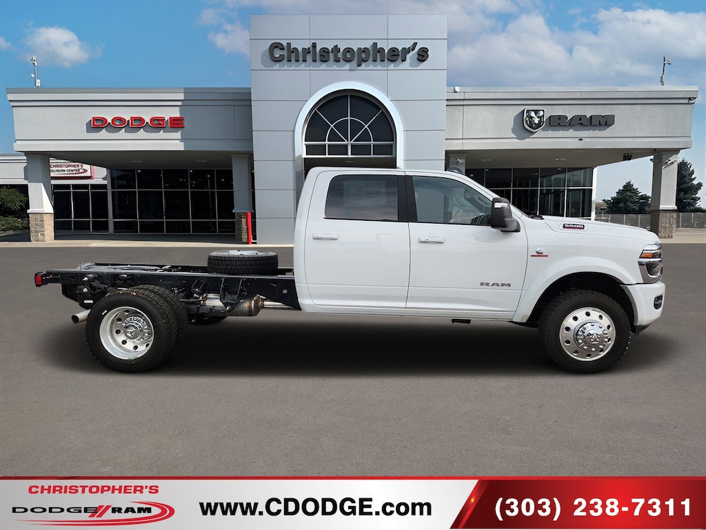New 2025 Ram 5500 Chassis Cab 5500 BIG HORN CHASSIS CREW CAB 4X4 60' CA Pickup