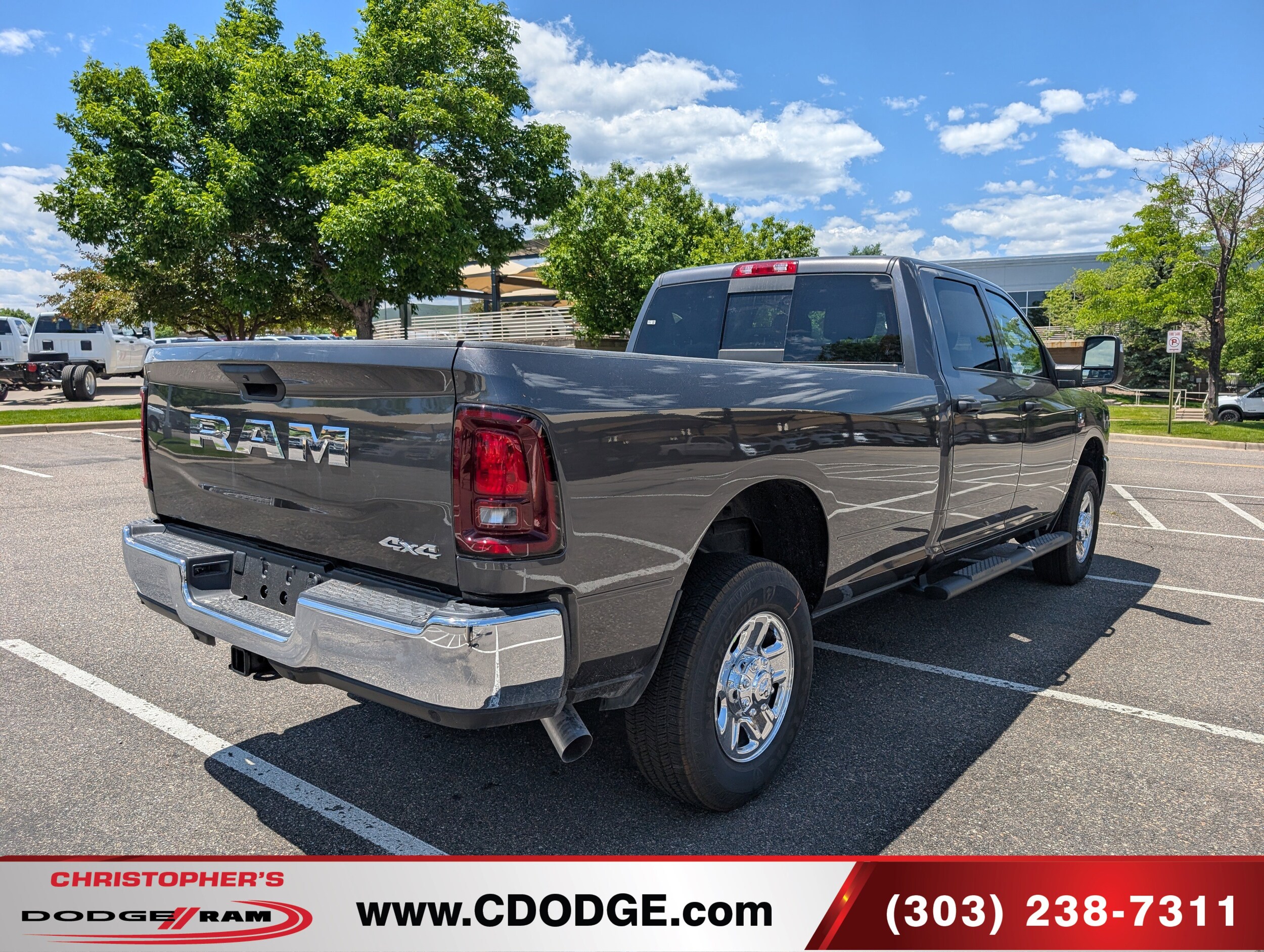 2025 Ram 2500 Tradesman photo 3