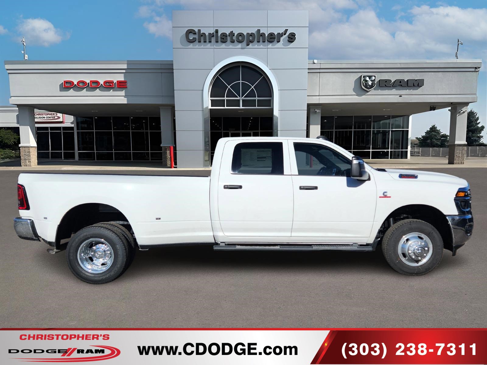 2026 Ram 3500 Tradesman photo 2
