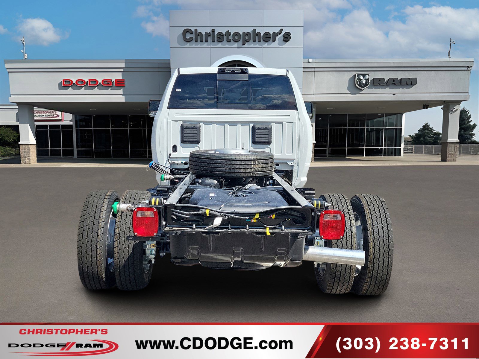 2026 Ram 5500 Tradesman photo 3