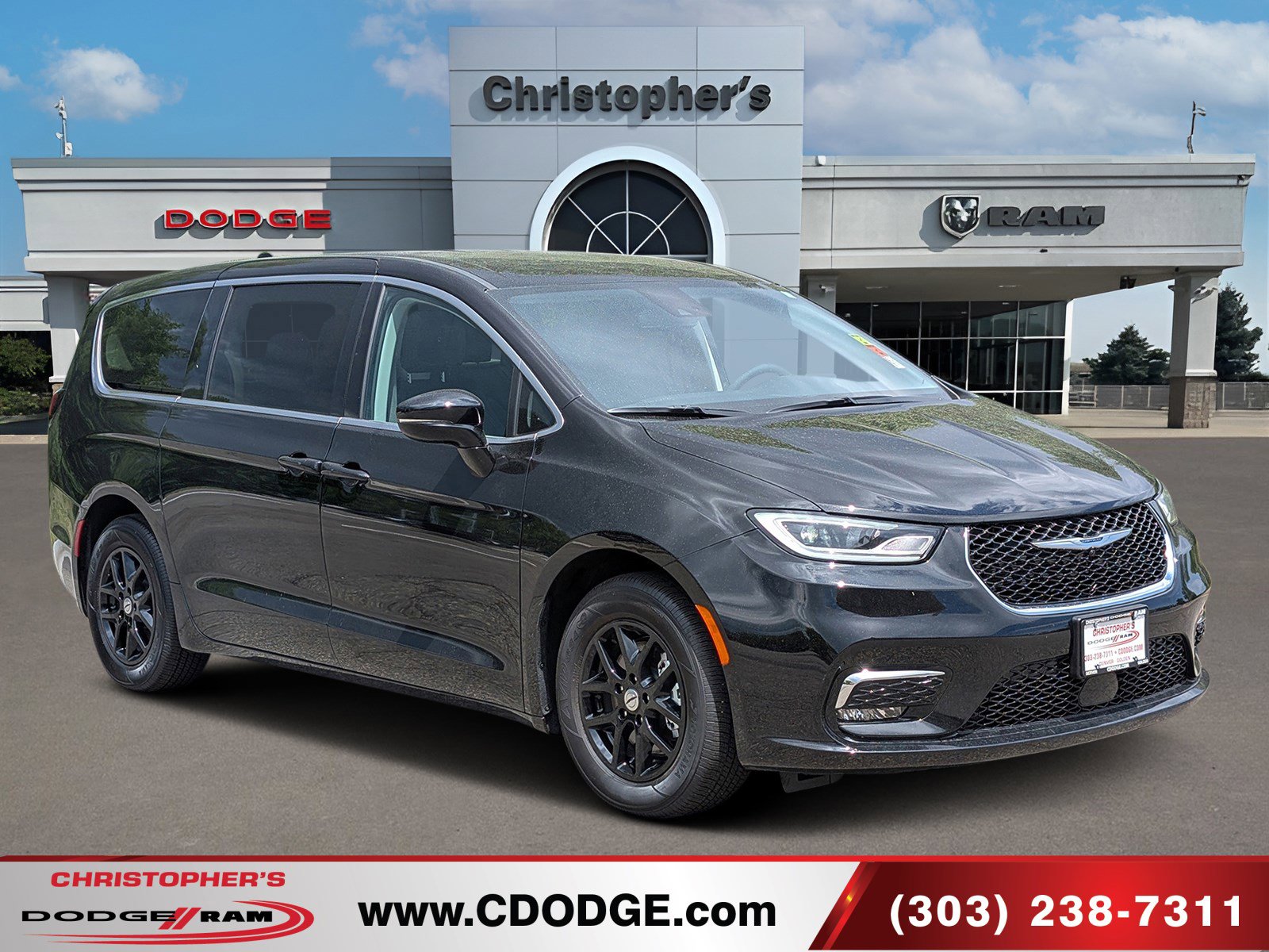 2024 Chrysler Pacifica Touring L