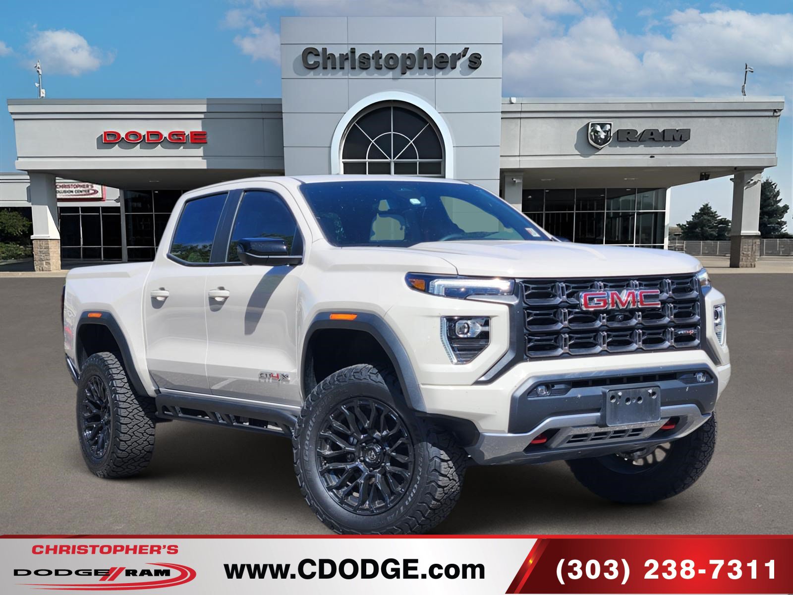 2026 GMC Canyon 4WD AT4X Crew Cab Short Box's photo