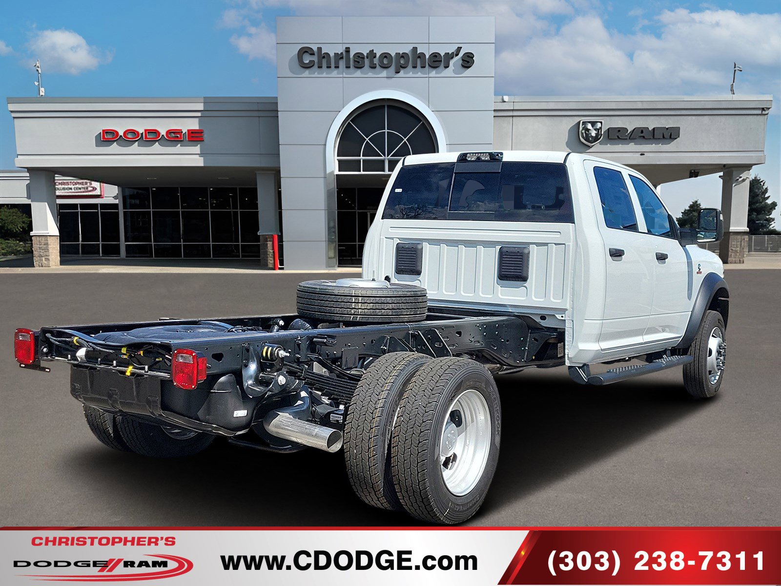 2026 Ram 5500 Tradesman photo 2