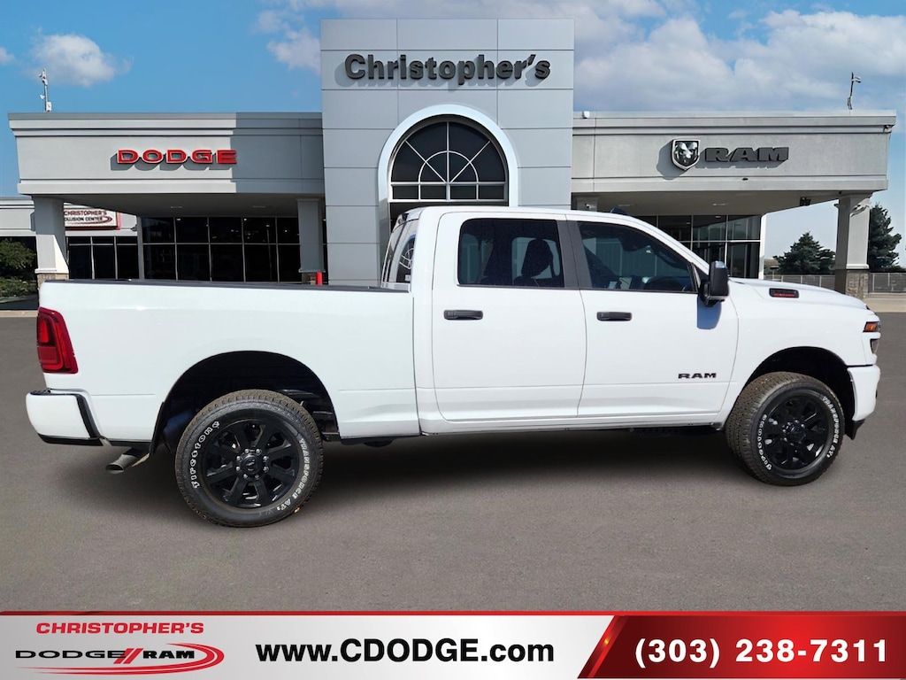 New 2025 Ram 2500 BIG HORN CREW CAB 4X4 6'4 BOX Pickup