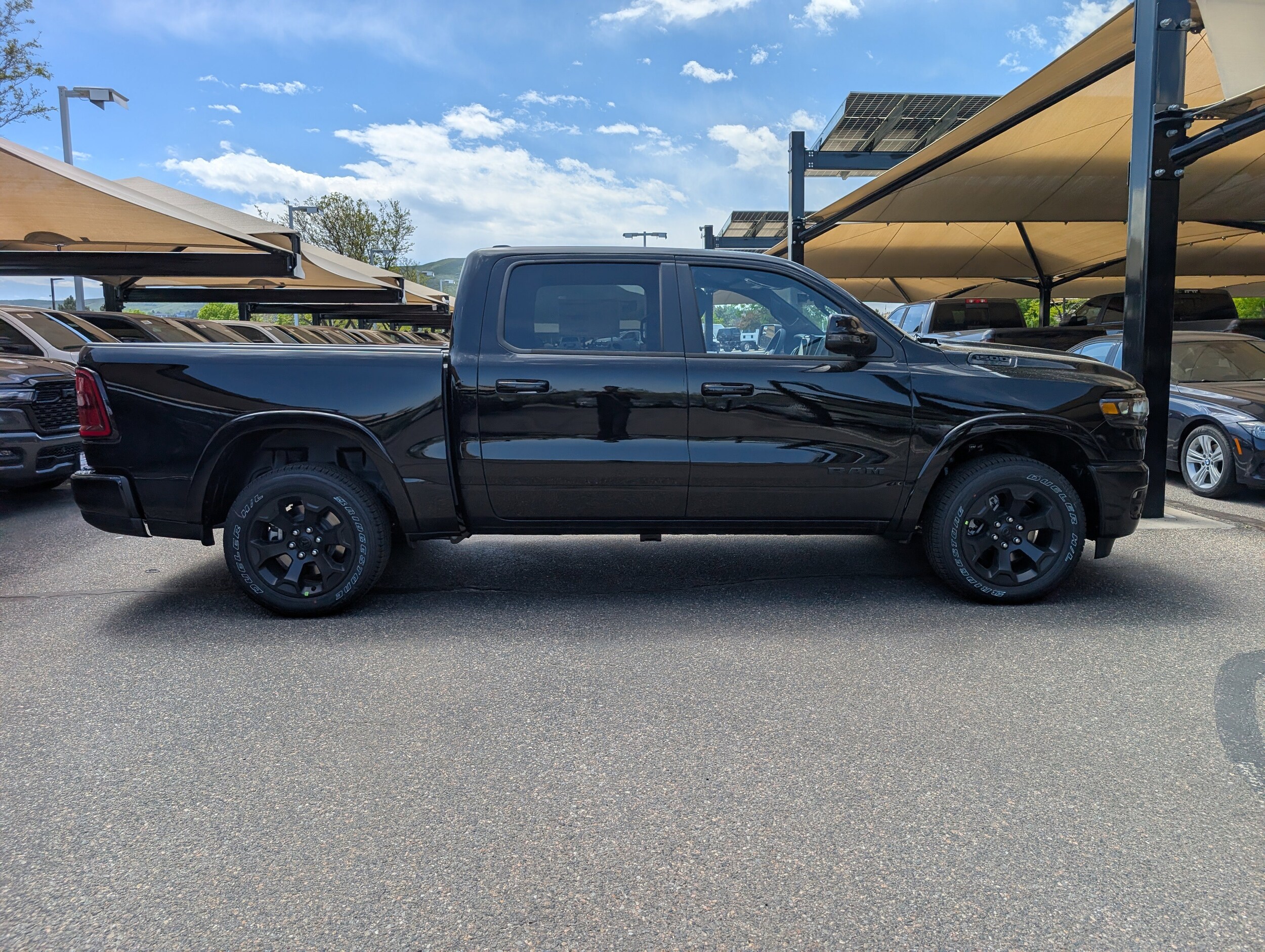 2025 Ram 1500 Big Horn photo 2