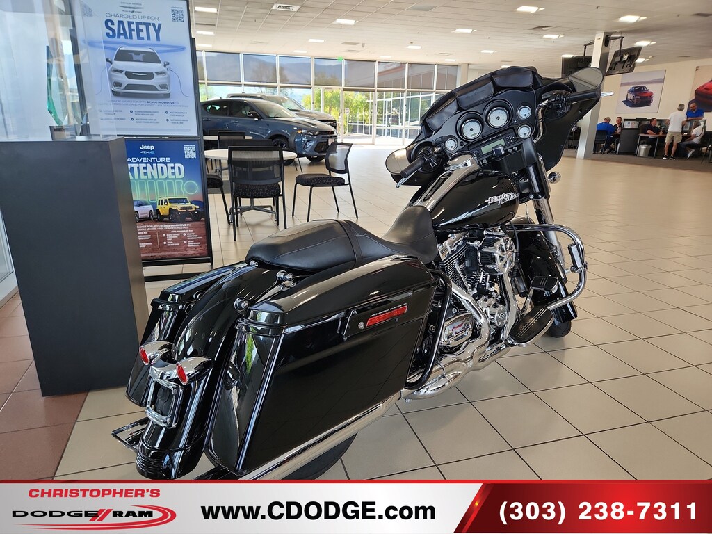 Used 2013 Harley Davidson Flhx