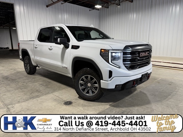2024 GMC Sierra 1500 AT4's photo