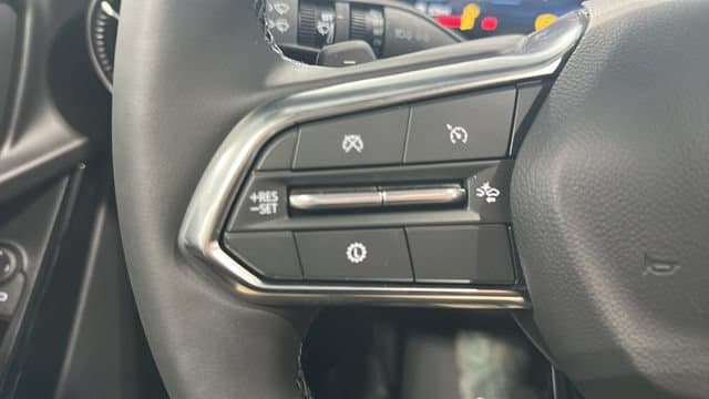2027 Chevrolet Equinox LT - Photo 13