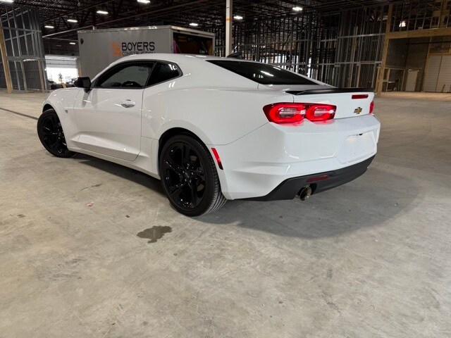 2024 Chevrolet Camaro 1LT photo 4
