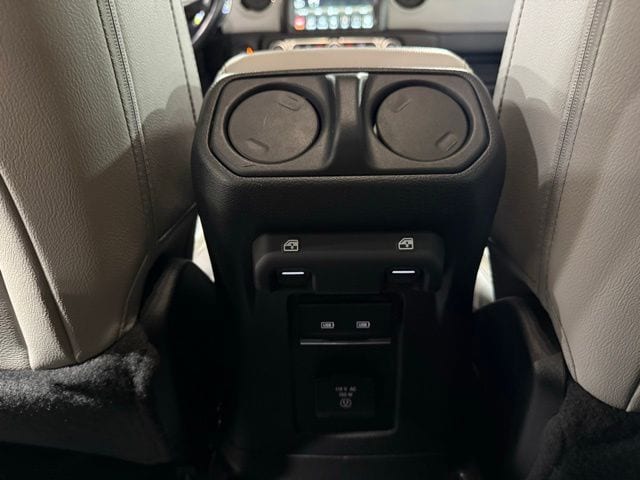 2021 Jeep Wrangler Unlimited Sahara High Altitude 4xe - Photo 11