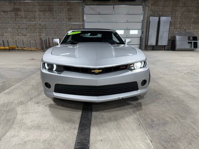2015 Chevrolet Camaro 1LT photo 2