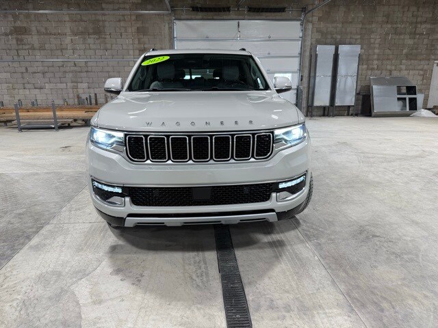 2022 Jeep Wagoneer Series II photo 2