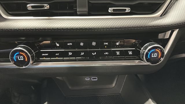 2026 Chevrolet Equinox LT - Photo 19