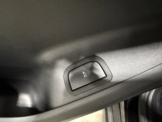 2026 Chevrolet Traverse photo 3