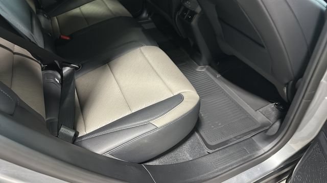 2027 Chevrolet Equinox LT - Photo 31