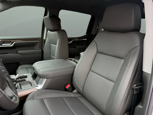 2026 Chevrolet Silverado 1500 LT - Photo 14