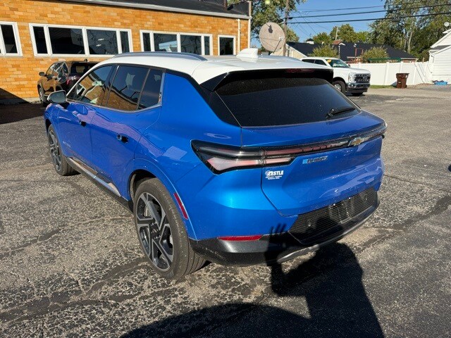 2024 Chevrolet Equinox EV 1LT photo 4