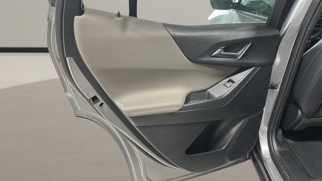 2027 Chevrolet Equinox LT - Photo 27