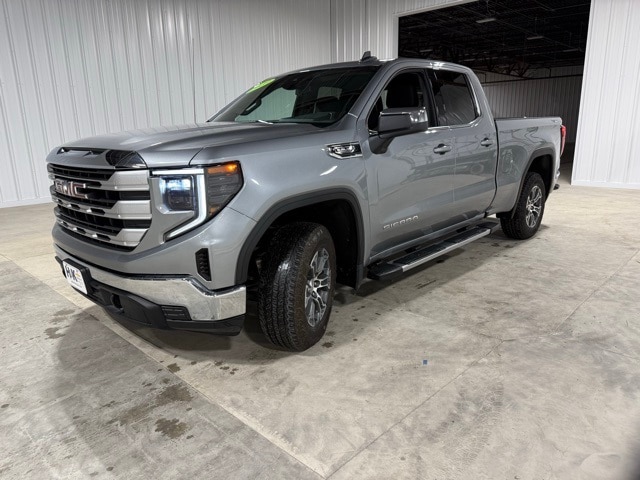 2023 Gmc Sierra 1500 SLE photo 3