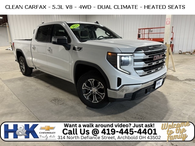 2022 GMC Sierra 1500 SLE's photo