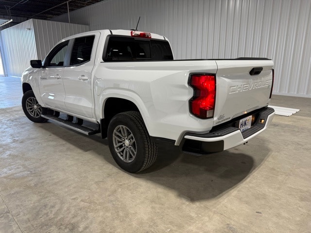2023 Chevrolet Colorado LT photo 4