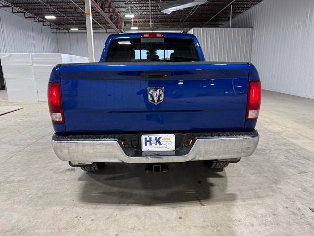 2017 Ram 1500 SLT photo 2