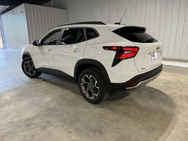 2026 Chevrolet Trax photo 3