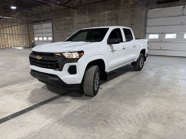 2026 Chevrolet Colorado LT photo 3