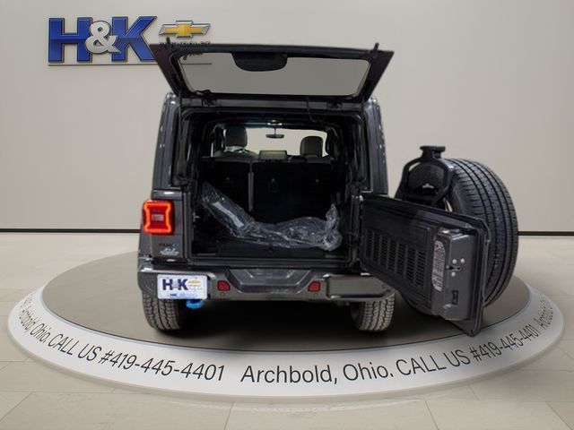 2021 Jeep Wrangler Unlimited Sahara High Altitude 4xe - Photo 6