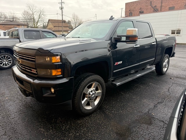 2016 Chevrolet Silverado 2500HD LTZ photo 2