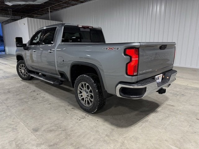 2026 Chevrolet Silverado 2500HD High Country photo 4