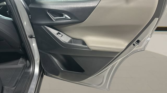 2027 Chevrolet Equinox LT - Photo 32