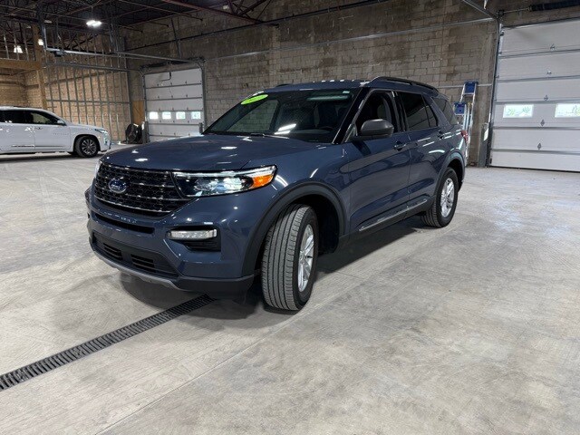 2021 Ford Explorer XLT photo 3