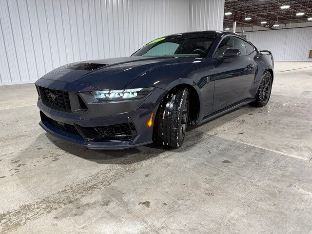 2024 Ford Mustang Dark Horse photo 3