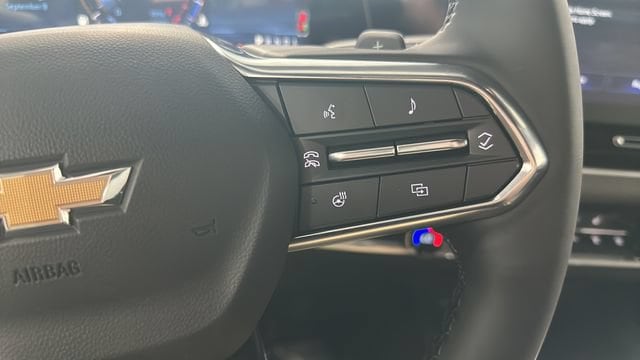 2027 Chevrolet Equinox LT - Photo 14
