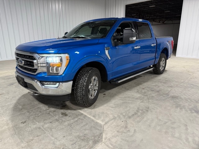 2021 Ford F-150 XLT photo 2