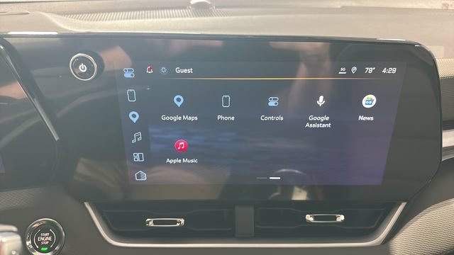 2027 Chevrolet Equinox LT - Photo 17