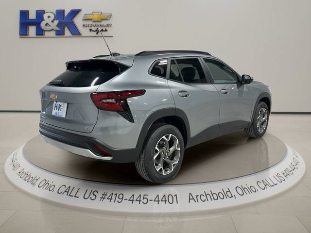 2026 Chevrolet Trax LT - Photo 6