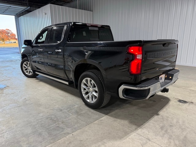 2021 Chevrolet Silverado 1500 LTZ photo 3