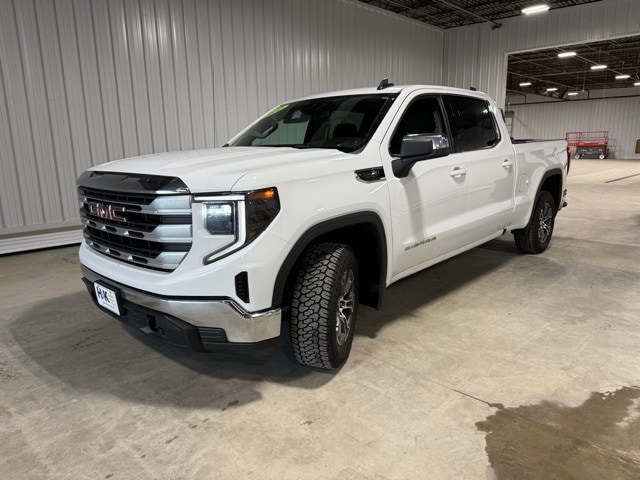 2022 Gmc Sierra 1500 SLE photo 2