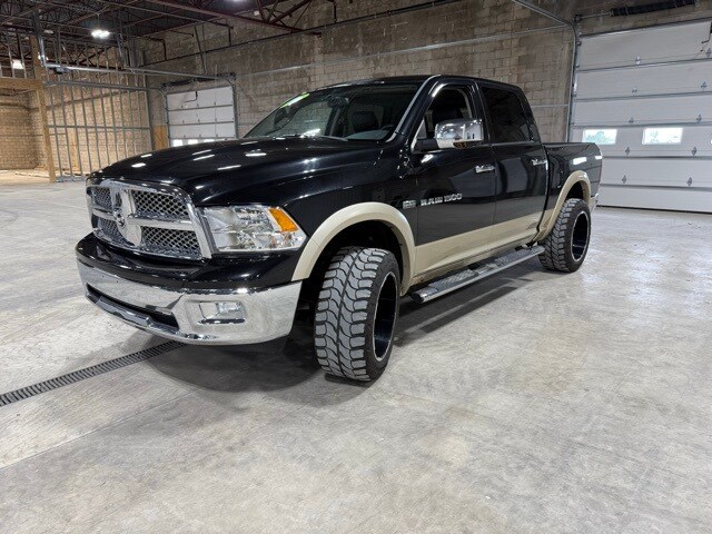 2011 Ram 1500 Laramie photo 3