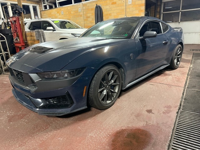 2024 Ford Mustang Dark Horse photo 3