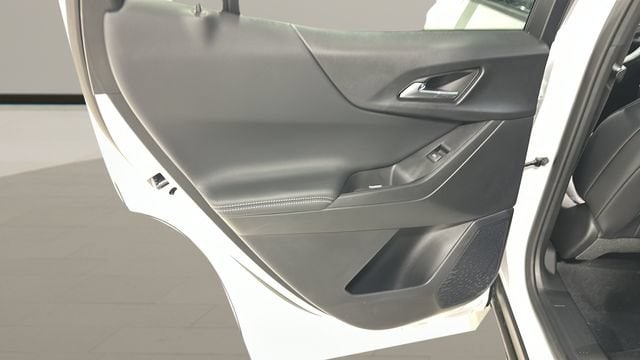 2026 Chevrolet Equinox LT - Photo 25