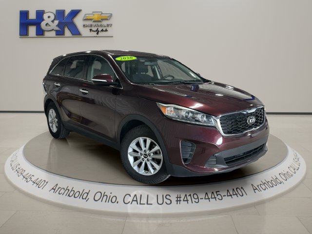 Used 2020 Kia Sorento LX with VIN 5XYPG4A51LG624464 for sale in Archbold, OH