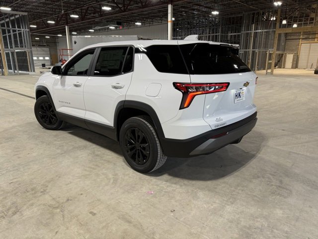 2026 Chevrolet Equinox LT photo 4