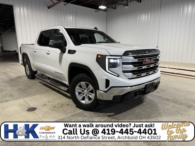 2024 GMC Sierra 1500 SLE's photo