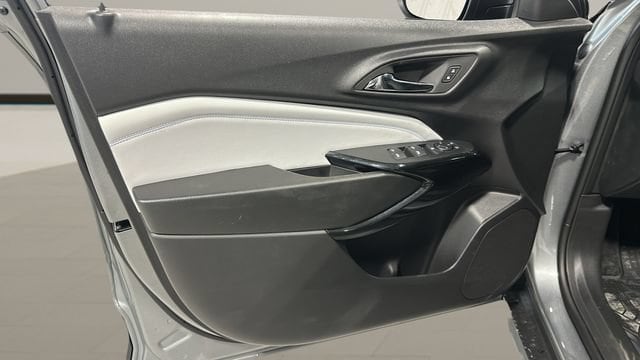 2026 Chevrolet Trax LT - Photo 8
