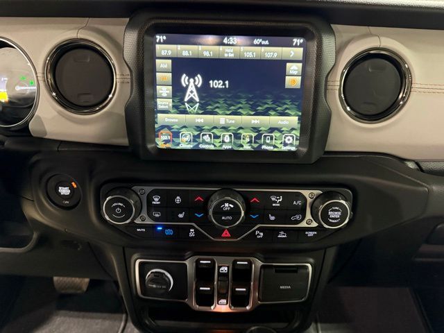 2021 Jeep Wrangler Unlimited Sahara High Altitude 4xe - Photo 29