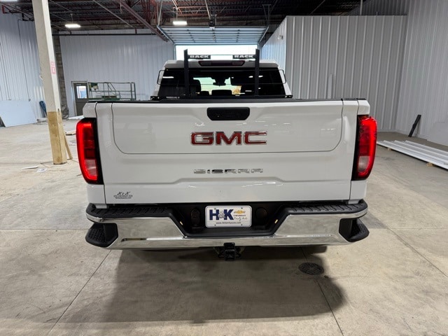 2022 Gmc Sierra 1500 SLE photo 4